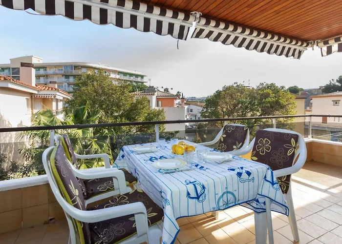 Apartment Venecia-2 By Interhome